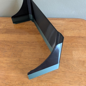 Side view of the sunshade for a Lowrance Hook2, 12-inch fish finder.