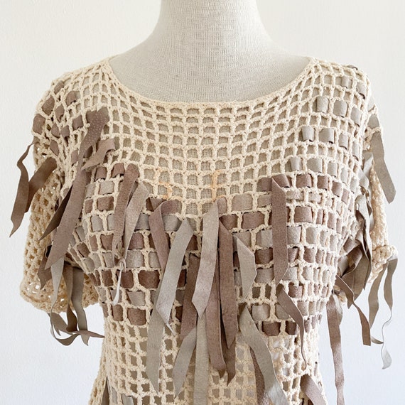 Vintage 1970s 1980s Crocheted Net Mesh Top Leathe… - image 2