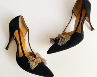 Vintage 1960s Johansen Black Suede Stiletto Heels Pumps Metallic Bows