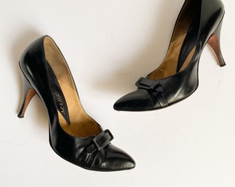 Vintage 1960s Guildmark Black Leather Buckle Stiletto Heels Pumps