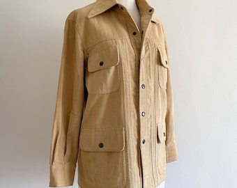 Camicia western vintage anni '70 in velluto a coste color cammello con bottoni a pressione, vestibilità slim, giacca-camicia XS S