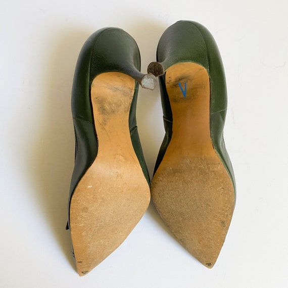 Vintage 1960s Bata Personality Green Leather Perf… - image 7