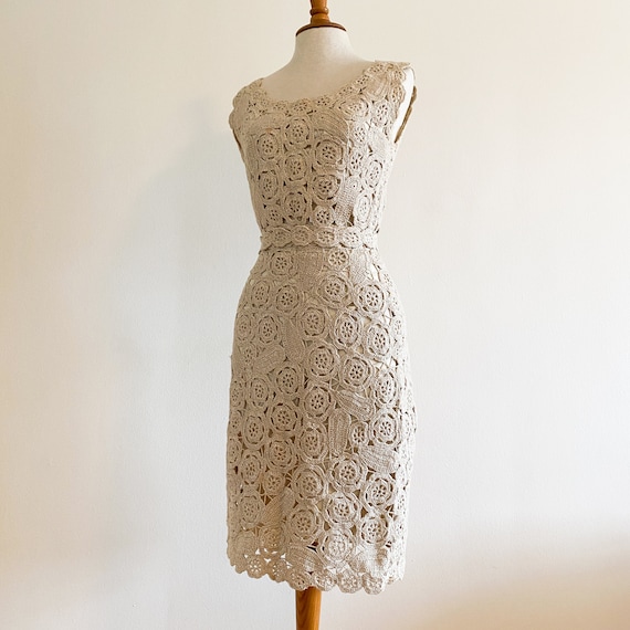 Vintage 1960s Capriel Hand Made Crocheted Wool Lace Wiggle Dress Italy Vintage 1960s Capriel Hand Made Crocheted Wool Lace Wiggle Dress Italy