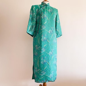 Vintage jaren 70/80 Chinese zijde groene metallic jurk kaftan tuniekjurk Cheongsam Qipao