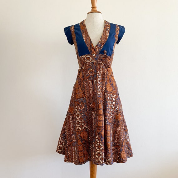 Vintage 1970s Batik Fit Flare V Neck Wrap Dress  - image 1