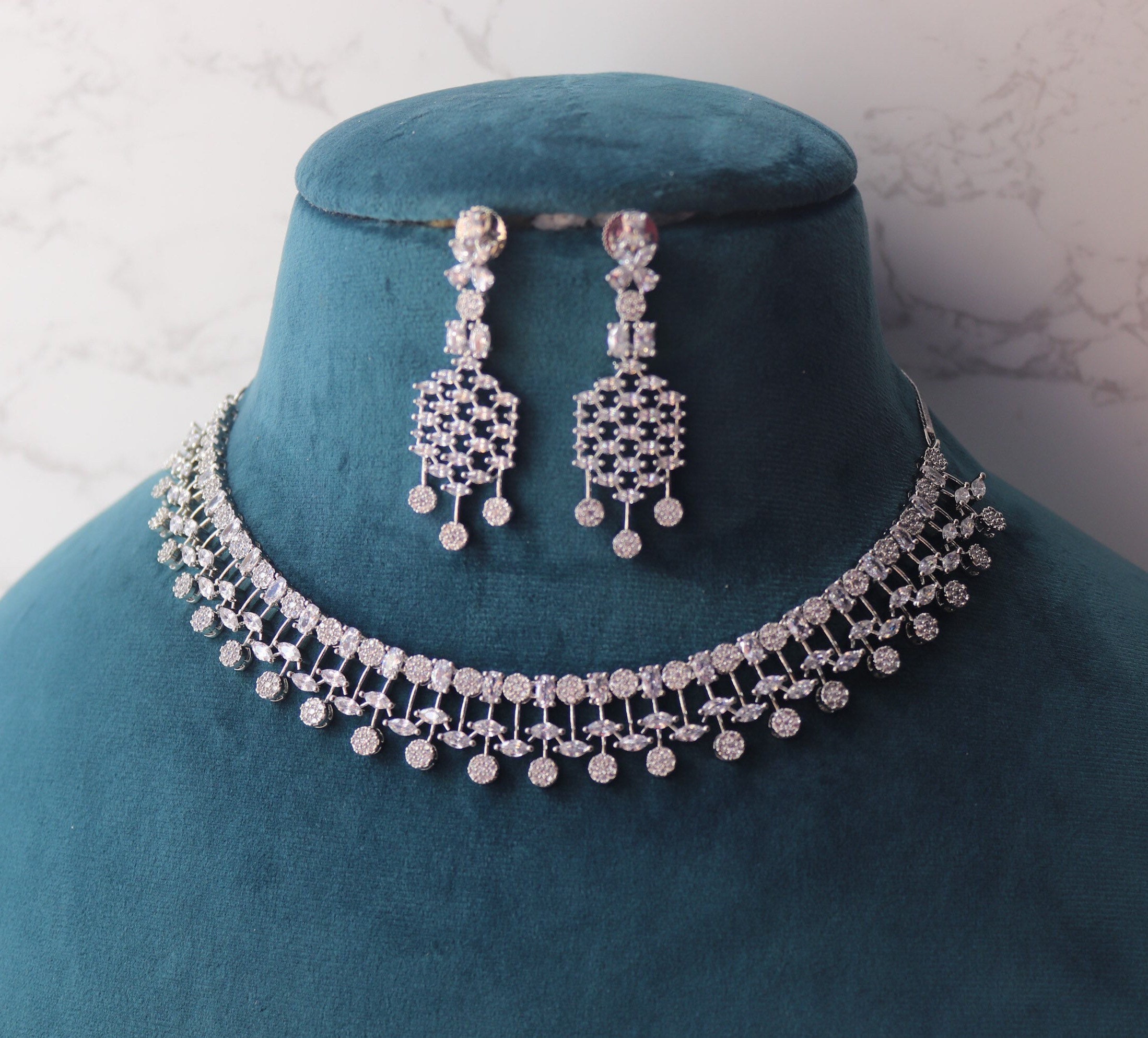Necklace set wholesale with clearance price
