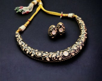 Black Kundan Hasli Necklace Gold Necklace by Rivaaz Indian Necklace Indian Jewelry Kundan Necklace