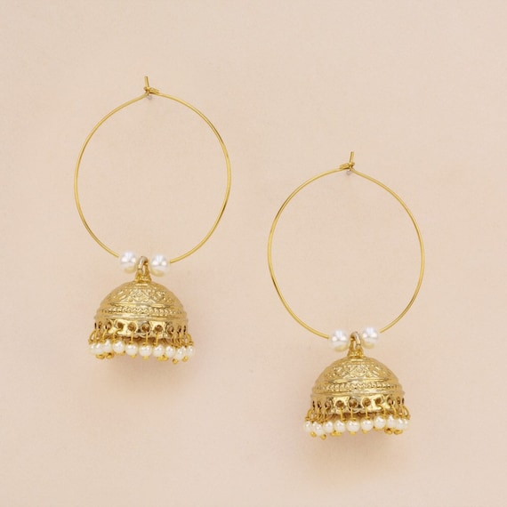 Buy Women's Punjabi Maang Tikka With Earrings By Bindhani