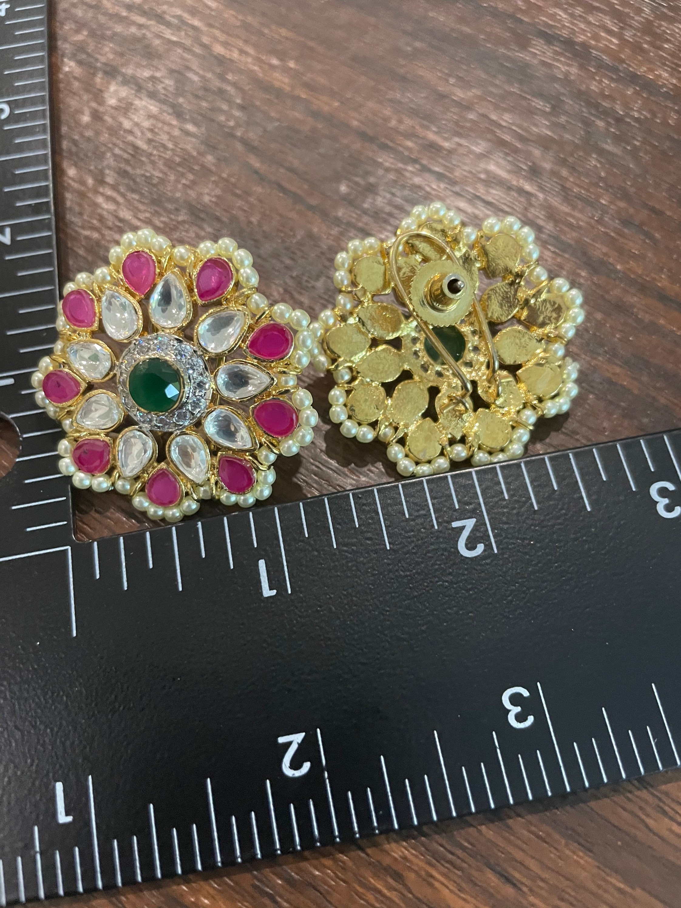 Fine Kundan Stud Earrings/ Ruby Green Kundan Studs/ Kundan | Etsy