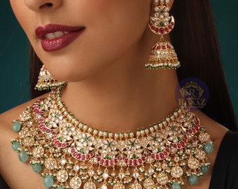 Vira Conjunto nupcial Kundan pesado sin cortar más fino con Jhumkey • Collar Kundan de joyería nupcial india • Joyería india • Joyería Polki • Sabyasachi