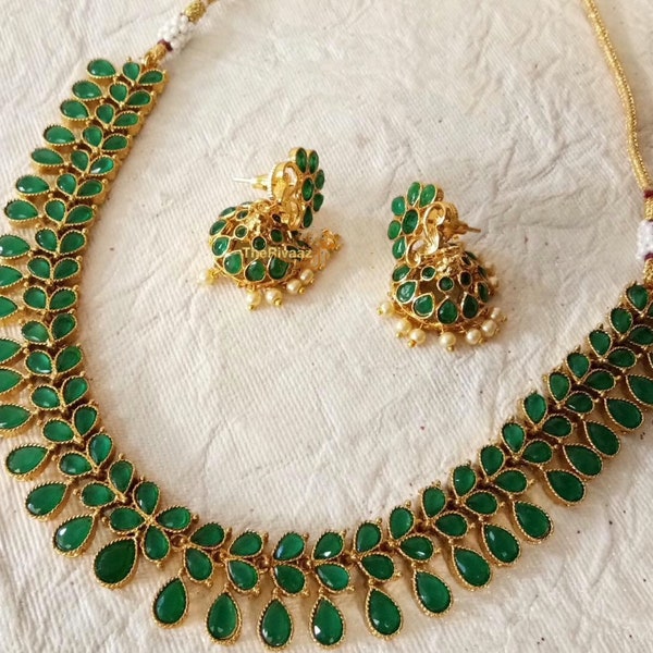 Vorbestellung: Grüne Perlen-Kundan-Halskette/ indischer Schmuck/ indische Halskette/ goldene Halskette/ indischer Schmuck/ pakistanischer Schmuck