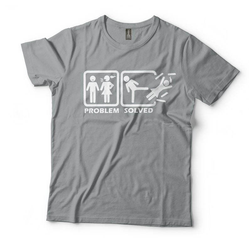 Problema resuelto relación divertida matrimonio camiseta bromas sobre las relaciones Heather Grey