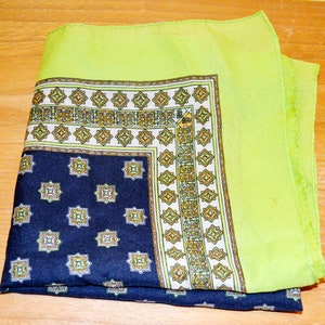 Vintage Scarf Red/Blue/Green Vintage Neckerchief Clothing Retro Scarf Foulard Second Hand Wear Mid Century Vintage Clothing