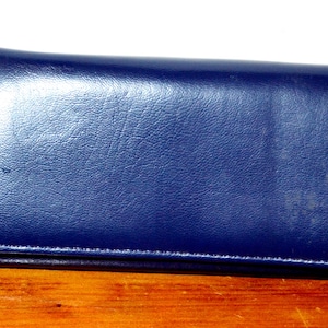 Magnifique grand portefeuille en similicuir bleu/rouge des années 60 rétro mid century shabby chic vêtements d'occasion vêtements années 60