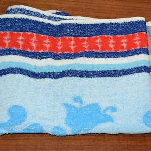 Beautiful vintage terry cloth bath towel blue seventies 70s mid century retro terry cloth fabric sewing material