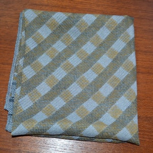 Vintage scarf 60s 70s delicate patterned scarf