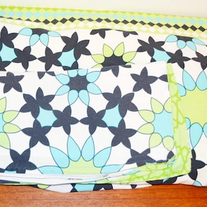 Beautiful bed linen RETRO 2x available cotton green turquoise reversible bed linen flower power pattern 60s psychodelic Vintage bedding Mid Century