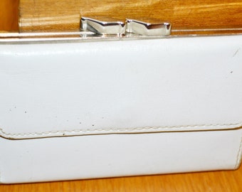 Vintage wallet by Goldpfeil White 60s White Retro Mid Century Second Hand Wear Vintage Clothing