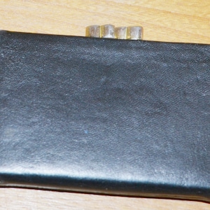 Cartera de cuero vintage de los años 70, negra, de segunda mano, ropa vintage, retro