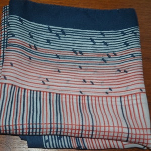 Vintage scarf 70s red blue delicate patterned scarf