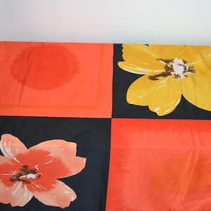 Vintage Tuch Rot/Gelb  70er Jahre Fifties scarf foulard sjaal Sciarpa Bufanda Retro Mid Century Second Hand  Clothing