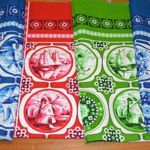 Set of four vintage dish towels NEW Seventies 70s fabric for sewing Mid Century Retro terry cloth fabric sewing material