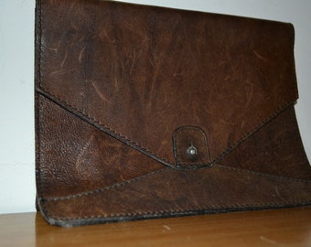 True vintage simple clutch studio design dark brown genuine leather