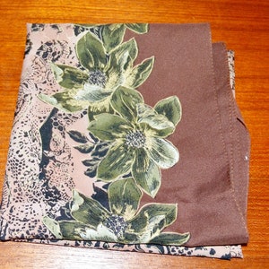 Vintage XL Tuch 80er Jahre animal Print Hibiskus Halstuch