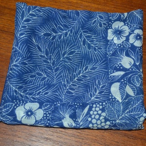 Vintage scarf 70s blue/white cotton scarf
