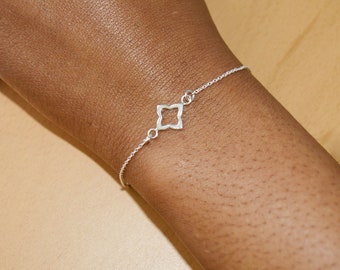 Bracelet femme chaîne très fine délicate médaille en argent massif 925  bracelet minimaliste idée cadeau fête des mères