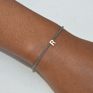Bracelet femme  minimaliste en PERLES MIYUKI doré or , boho, bracelet personnalisable, Bijou délicat initial lettre - Cadeau fête des mères