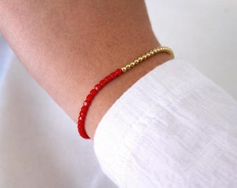 Czech glass bead bracelet for women | Red boho bracelet | Handmade jewelry | Delicate bracelet | Gift for women