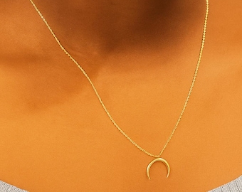 Crescent Moon Necklace Gold – Minimalist Dainty Pendant, Handmade Jewelry, Gift for Her