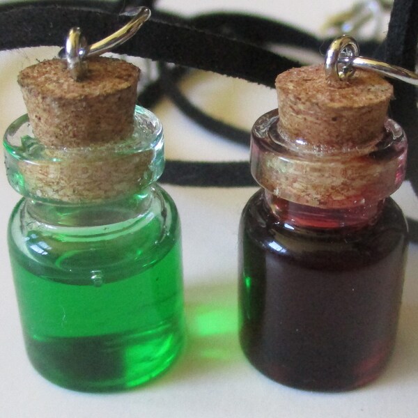 Vampire / Dragons Blood Glass Potion Bottle Vial Pendant Necklace