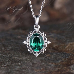 Milgrain Oval Cut May Birthstone Emerald Necklace Vintage White Gold Moissanite Pendant Antique Green Gemstone Anniversary Necklace Women