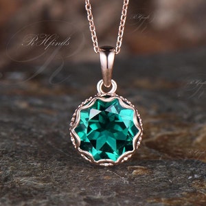 Vintage 3ct Round Cut May Birthstone Emerald Necklace Milgrain Green Gemstone Solitaire Pendant Minimalist 14k Rose Gold Lace Necklace Women