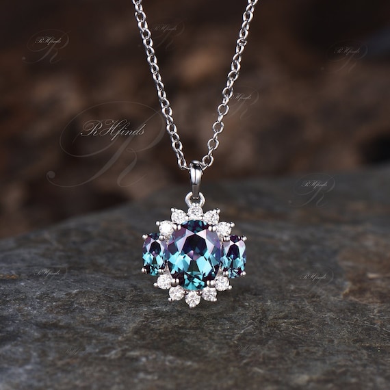 Unique June Birthstone Oval Alexandrite Necklace Three Stone Unique June Birthstone Oval Alexandrite Necklace Three Stone
