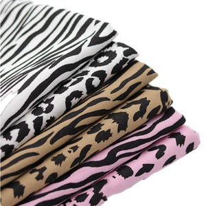 Tissu en coton sergé à rayures animales Tissu jacquard zébré épais pour veste tailleur jupe sac pantalon chapeau couture tissu léopard au mètre près