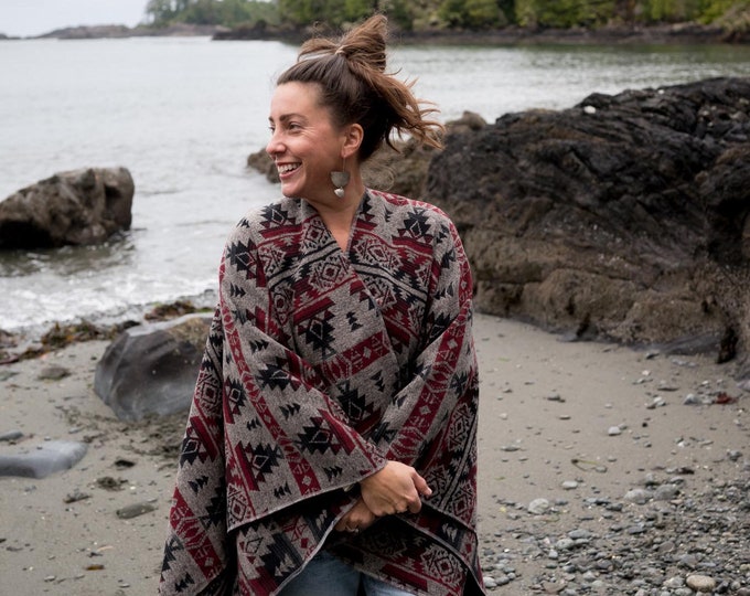Reversible Shawl | EXPLORER
