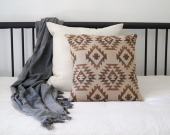 Pillow Cover - SANDY - Bohemian- Throw Pillow - Home Decor - Aztec - Navajo - Southwest - Geometric