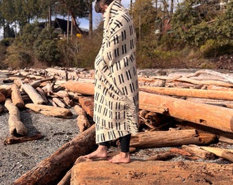 ALINA | Throw Blanket