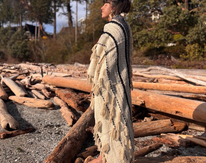 WREN | Throw Blanket