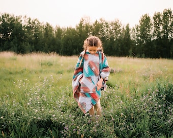 Kid Poncho | THE TRAVELLER - Aztec - Southwest - Navajo - Geometric - Surf Poncho - Beach Poncho - Camping Poncho