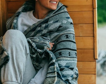 Tofino Beach Blanket | ALPINE