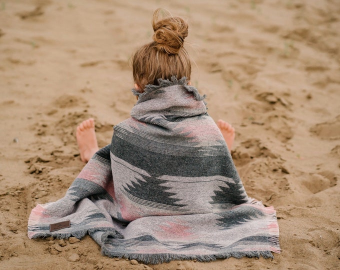 Modest Maverick Black Yoga Blanket - Beach Grass Sitting Picnic