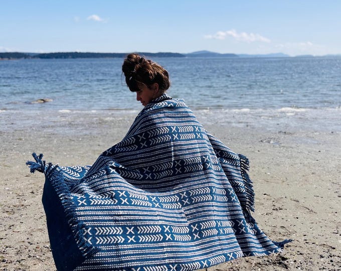 INDIE | Throw Blanket