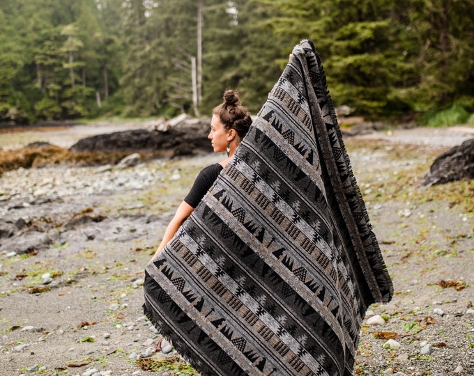 Tofino Beach Blanket | THE COASTAL