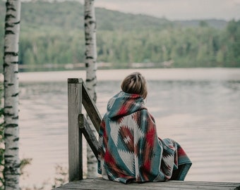 Poncho | THE TRAVELLER - aztèque - sud-ouest - Navajo - géométrique - châle - poncho à capuche - modeste non-conformiste - surf - unisexe