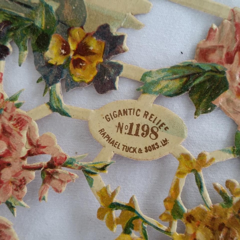 Victorian Scrap Book Raphael Tuck Strip Of Flowers Gigantic Relief Die Cut Outs no 1198