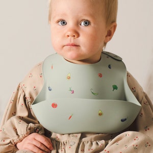 Silicone Baby Bib | Personalised | Hand painted Artwork | Gift Wrapped | Gift Box | Stickers Included |